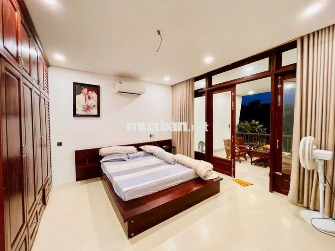 CHO THUÊ NHÀ Ở KINH DOANH CÓ THANG MÁY 4 PHÒNG NGỦ FULL NỘI THẤT KHU