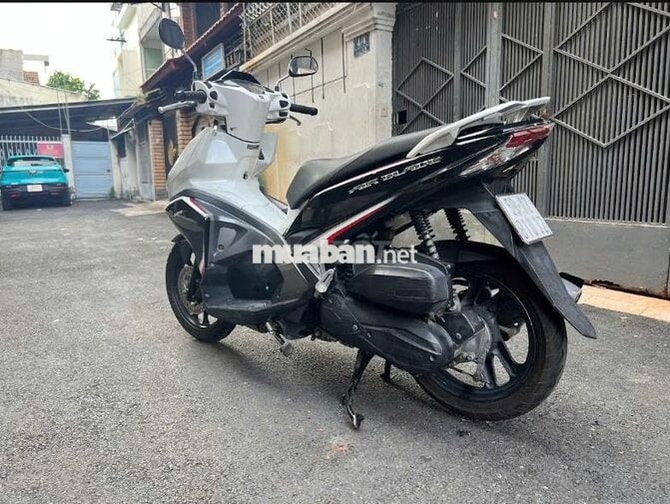 Honda Air Blade 125cc (2016) | BSTP odo 26000