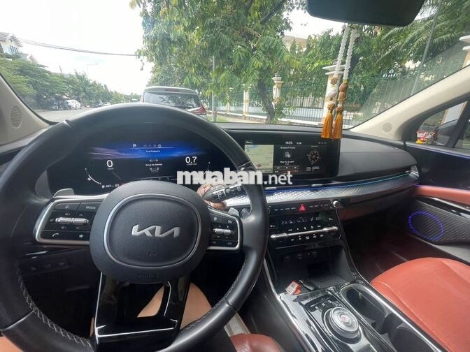 KIA CARNIVAL PREMIUM 2.2 DIESEL 2024 Đen