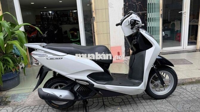 Honda Lead 4val 2023 Trắng Đen Bssg 9 chủ