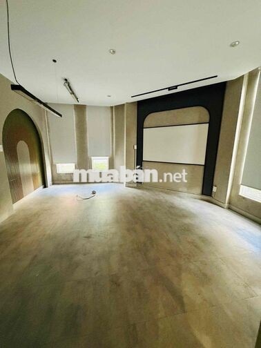 Cho thuê nhà Him Lam có TM. Tiện làm Cafe, Kinh doanh & Ở. Giá 45 TR