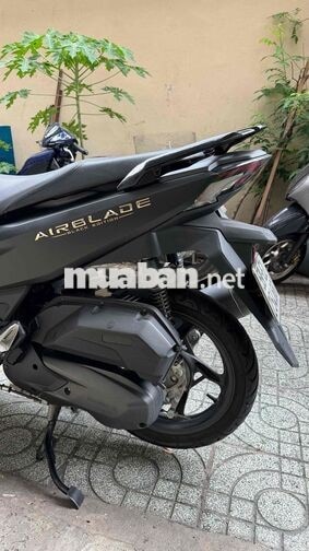 Honda Air Blade 125 4VAL 2023 Đen nhám Bssg 9 chủ