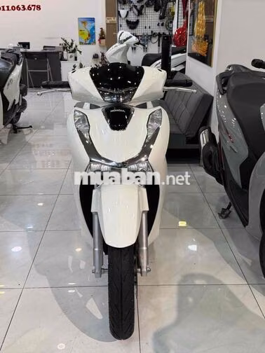Honda SH150i ABS 2022 Trắng