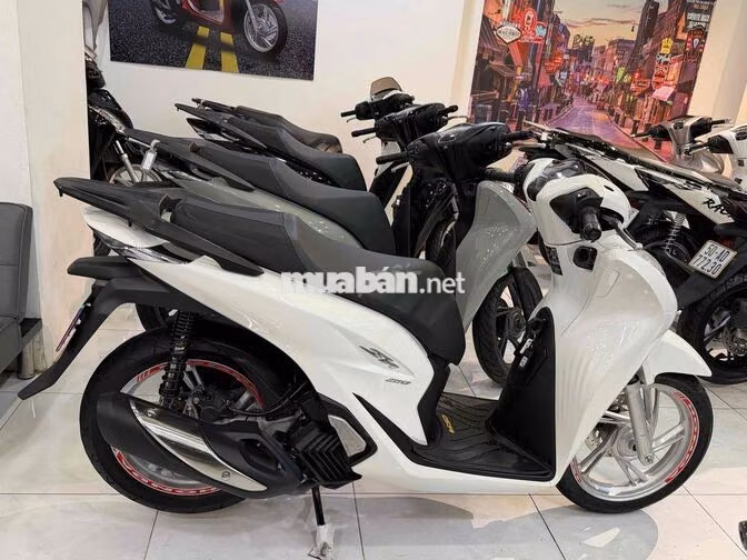 Honda SH150i ABS 2022 Trắng