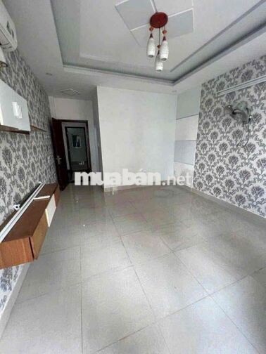 💰💰💰 HẺM XE TẢI 3 TẦNG LẦU: 4PN 5WC - DT 4❌15m - GIÁ 18tr TL