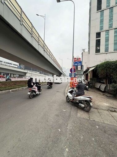 Cực phẩm CCMN 25m2 Full đồ. máy giặt, ban công tại Trường Chinh