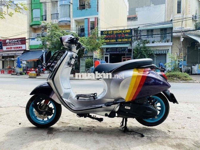 chính chủ cần bán xe vespa Sprint
