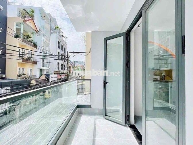 Cho Thuê Căn Hộ Quận 7 Ban Công Riêng Gần Q1,Q4,Q8