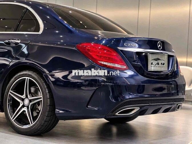 Mercedes-Benz C250 AMG 2016 Xanh