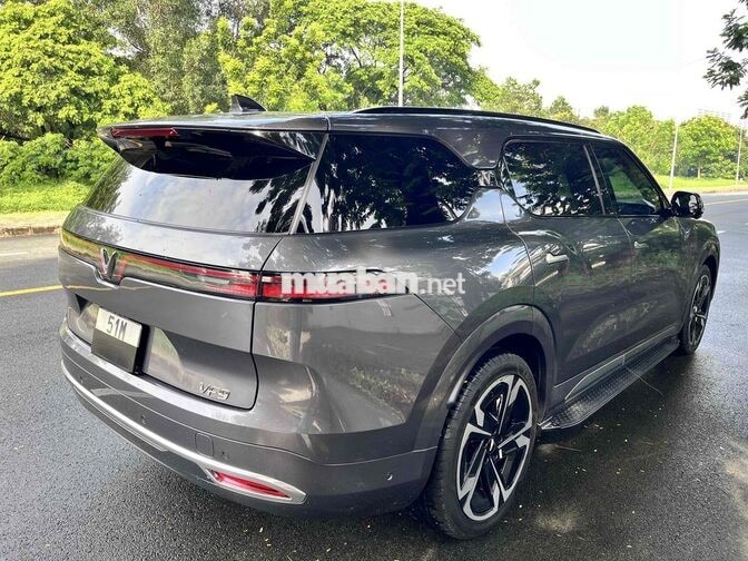 Vinfast VF9 2025 Xám 4000km Điện