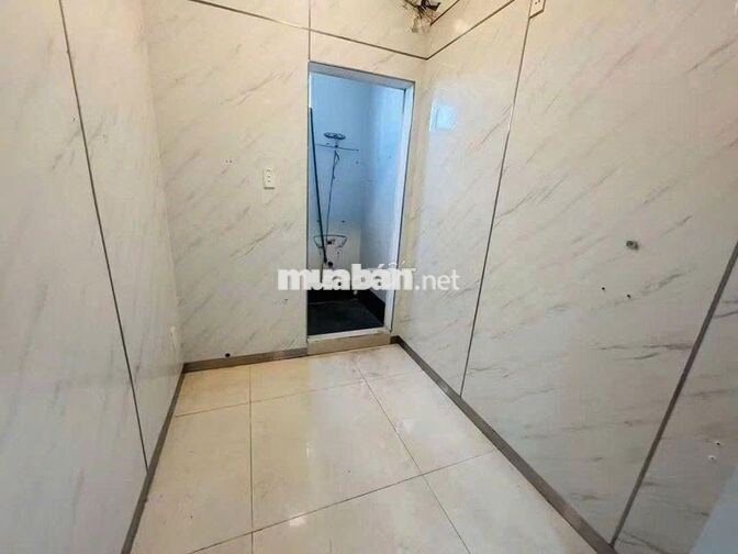 CHO THUÊ NHÀ HXT 55/27 LÊ THỊ HỒNG GẤM, Q1 – 7PN, 7WC, 69TR