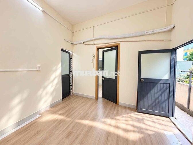 Cho thuê căn hộ 2 phòng ngủ ngay gần vạn hạnh mall - đại học kinh tế