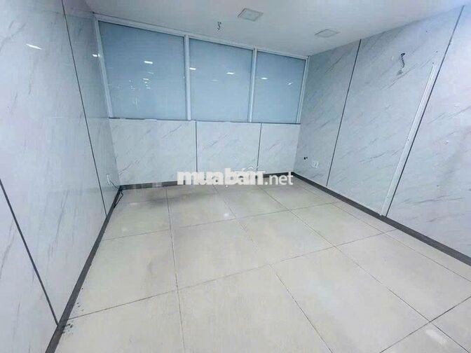 CHO THUÊ NHÀ HXT 55/27 LÊ THỊ HỒNG GẤM, Q1 – 7PN, 7WC, 69TR