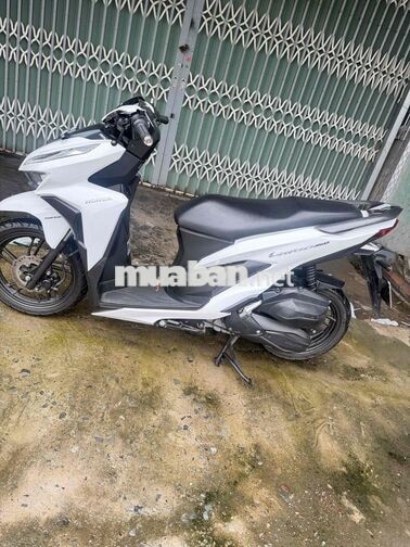 Vario 150 2021 Trắng 11km có bán trả góp trả 5tr