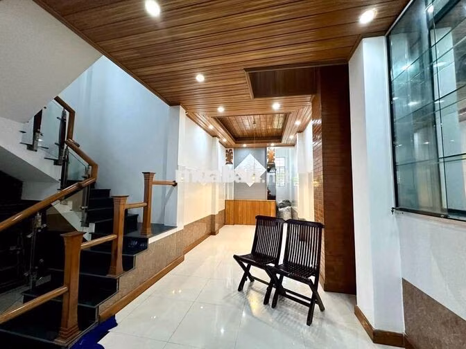 CHO THUÊ NHÀ 3 TẦNG 5 PHÒNG NGỦ GẦN BIỂN VĨNH NGUYÊN GIÁ 20TRIỆU/THÁNG