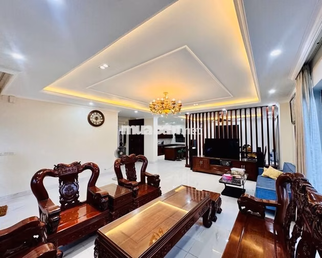 NHÀ MỸ GIA - SÂN RỘNG - 4 PHÒNG NGỦ FULL NỘI THẤT