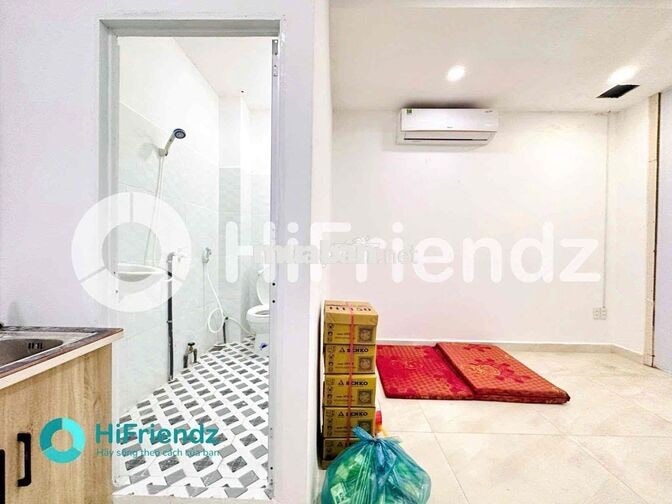 PHÒNG TRỌ GIÁ RẺ - FULL NT - THANG MÁY - NGAY ĐẦM SEN & ĐH HỒNG BÀNG