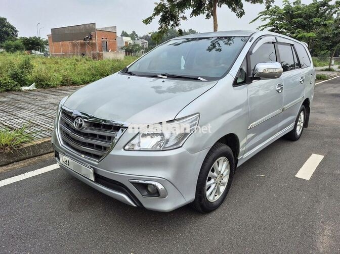 Toyota Innova 2014 8 chỗ Số Sàn