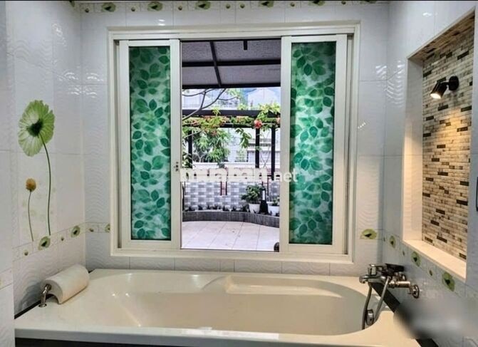 CHO THUÊ NHÀ NGUYÊN CĂN, HẺM XE HƠI LÝ THÁI TỔ- Q.10- 27 triệu/tháng