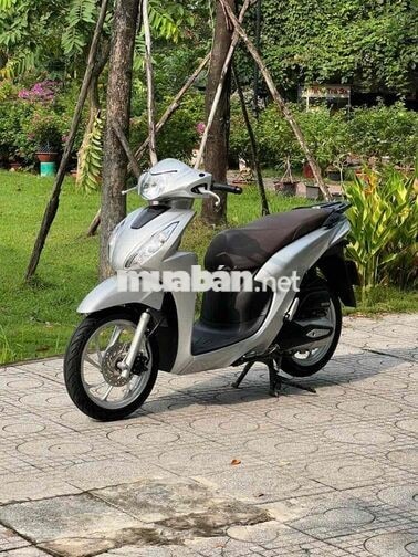 Honda Vision 2022 Bạc poscher