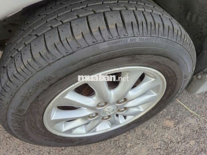 Toyota Innova 2014 8 chỗ Số Sàn