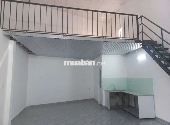 🏡 **Nhà mới 4x10, 1 trệt 1 lửng Phạm Văn Bạch – chỉ 5,5tr/tháng**
