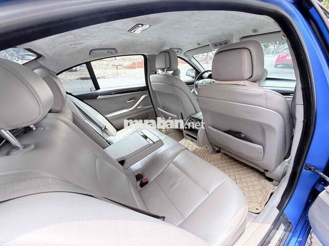 BMW 523i 2010 Xanh nhám mâm 19 siêu sang dạo phố