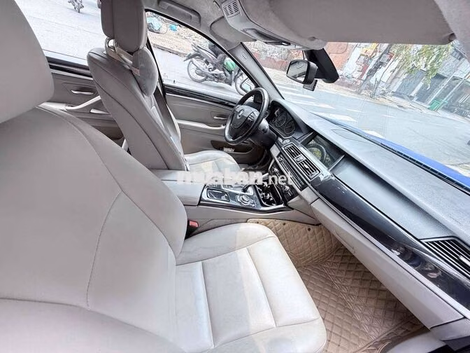 BMW 523i 2010 Xanh nhám mâm 19 siêu sang dạo phố