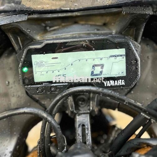 Yamaha R15 V4 VVA 2022 Đen 105 km