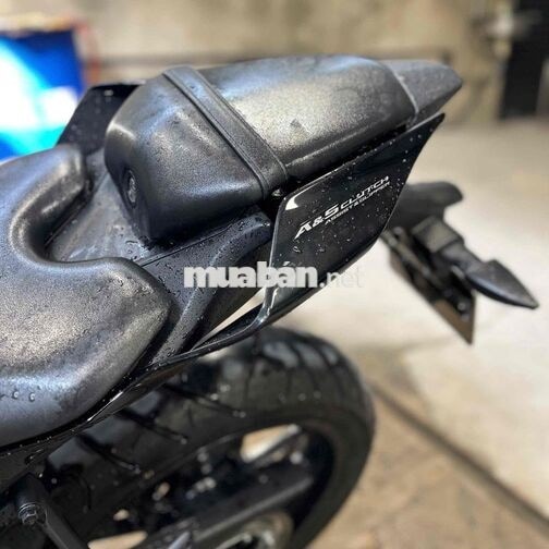 Yamaha R15 V4 VVA 2022 Đen 105 km