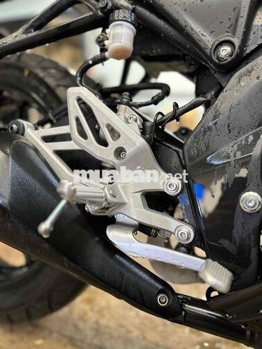 Yamaha R15 V4 VVA 2022 Đen 105 km