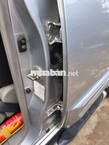 Mitsubishi Pajero Sport 4x4 7 chỗ Bạc