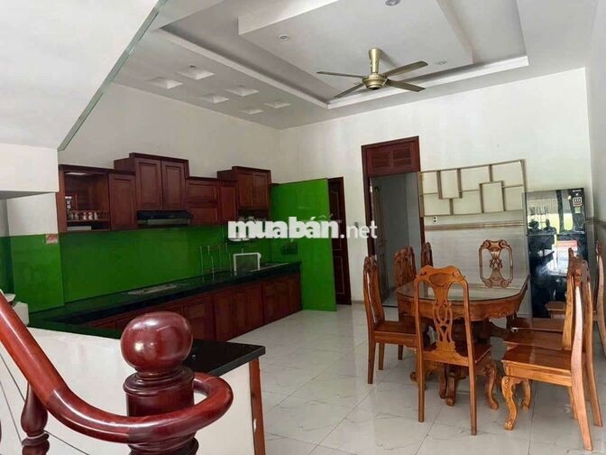 Cho thuê nhà 1 trệt 2 lầu gần thành phố mới Bình Dương dương
