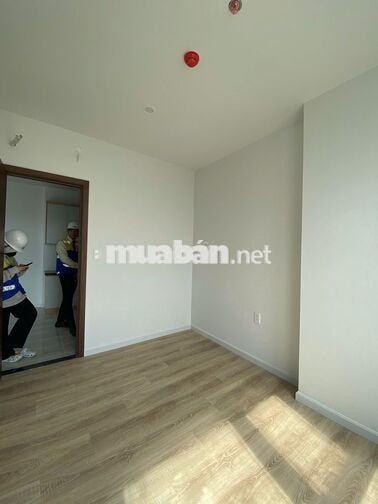 Nhà mới chỉ 6tr 2PN2WC đối diện bxe miền Đông Mới