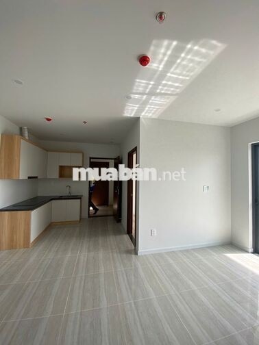 Nhà mới chỉ 6tr 2PN2WC đối diện bxe miền Đông Mới