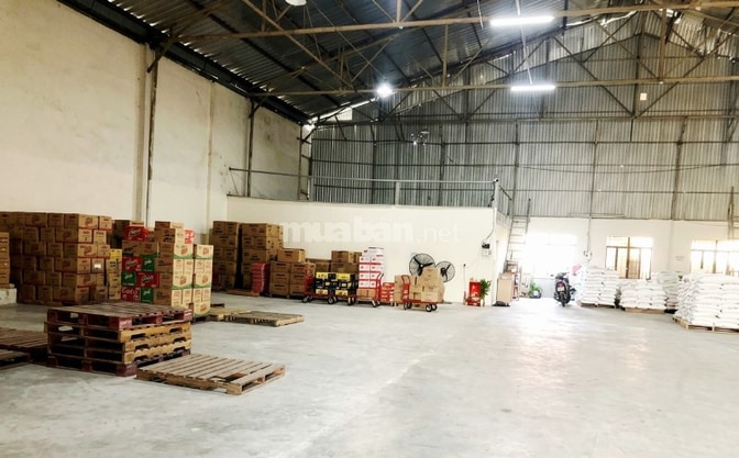 Kho mặt tiền vị trí đẹp đường Hà Huy Giáp - P.An Phú Đông - Q.12