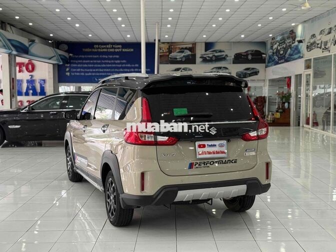 Suzuki XL-7 1.5AT HYBRID 80.000 km Indonesia