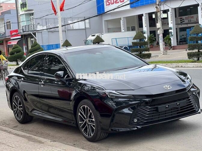 Toyota Camry Hybrid Trắng Xăng lai điện 2.5 HYBRID