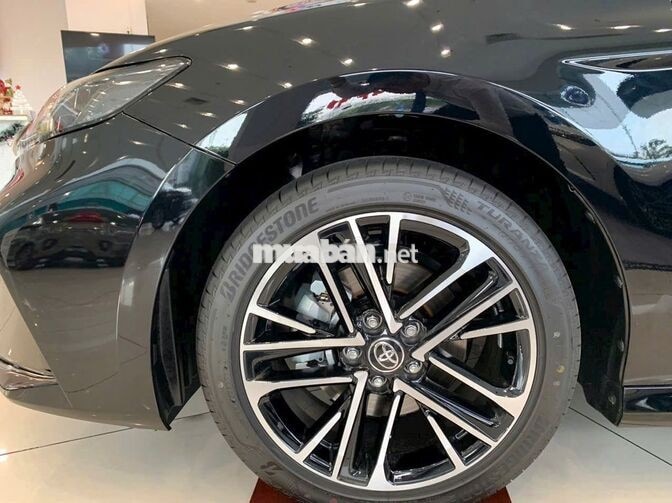 Toyota Camry Hybrid Trắng Xăng lai điện 2.5 HYBRID