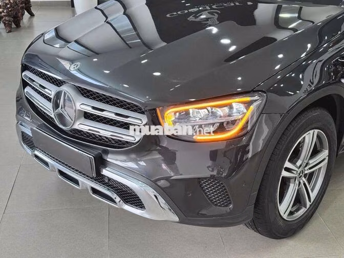 Mercedes-Benz GLC 200 2022 Xám titan cực đẹp