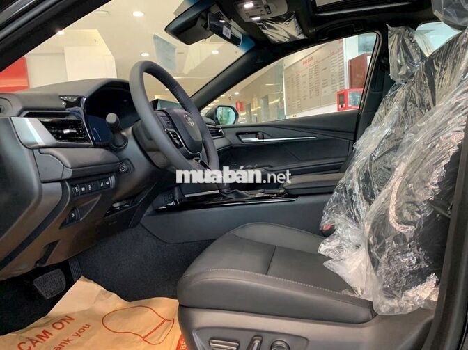 Toyota Camry Hybrid Trắng Xăng lai điện 2.5 HYBRID