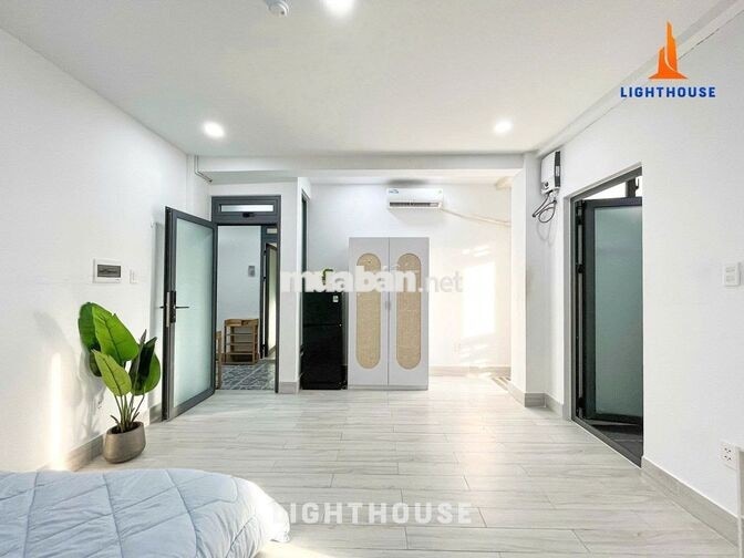 STUDIO BAN CÔNG FULL NỘI THẤT NGAY DƯƠNG QUẢNG HÀM - GẦN ĐH VLU, IUH