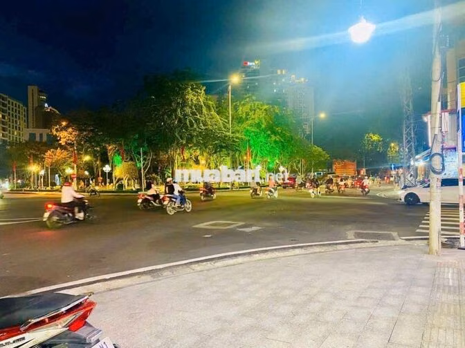 CHO THUÊ MẶT BẰNG TRUNG TÂM – LÊ THÁNH TÔN (NGAY NGÃ 7)