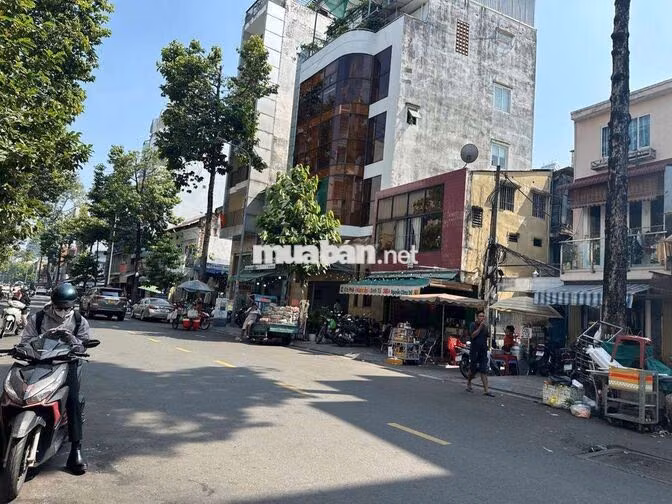 MẶT TIỀN 3 TẦNG TRỐNG SUỐT 60TR QUẬN 1