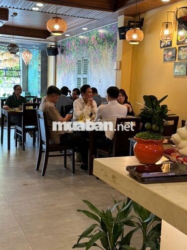 CHO THUÊ TOÀ NHÀ MẶT TIỀN ĐƯỜNG DƯƠNG ĐỨC HIỀN 7,6X20M 4L CÓ THANG MÁY
