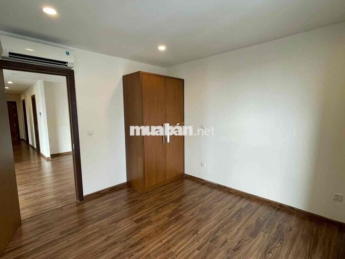 Cho thuê văn phòng toà Golden palm 21 Lê văn lương 120m2 giá chỉ 18t