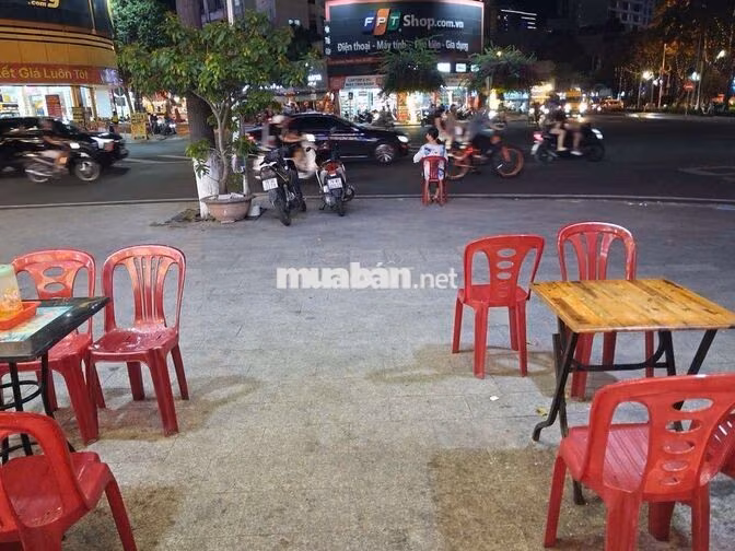 CHO THUÊ MẶT BẰNG TRUNG TÂM – LÊ THÁNH TÔN (NGAY NGÃ 7)
