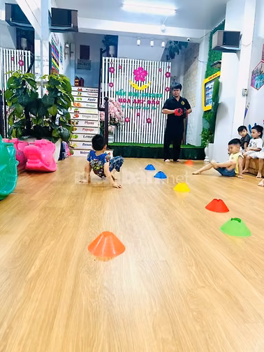Chính chủ cần cho thuê nhà 5 tầng ngõ 2 đường Nguyễn Chánh oto đỗ cửa 
