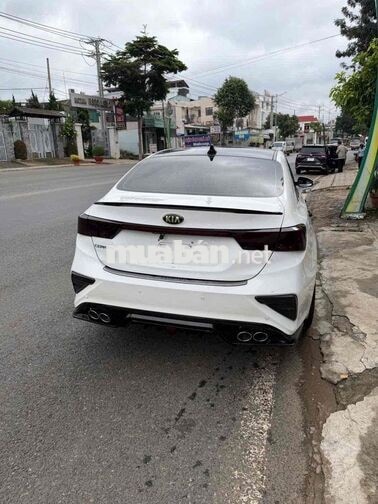 Kia Cerato Trắng 5 chỗ