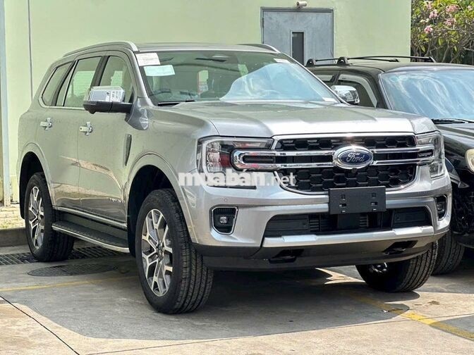 ✅Thanh lý Ford Everest 2025 Mới 100%